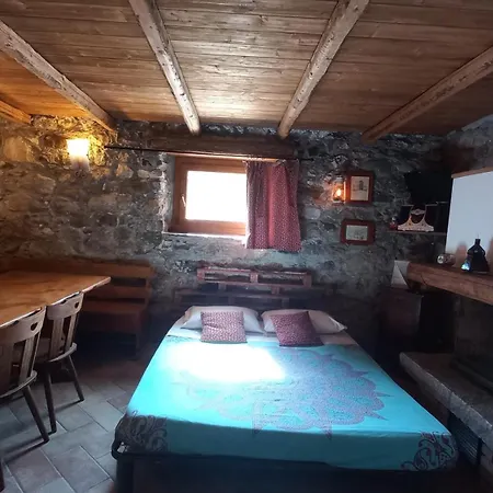 La Casa Delle Grigne Nyaraló Mandello del Lario